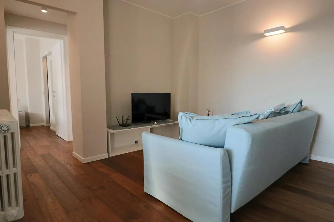Aparthotel Isola Milan