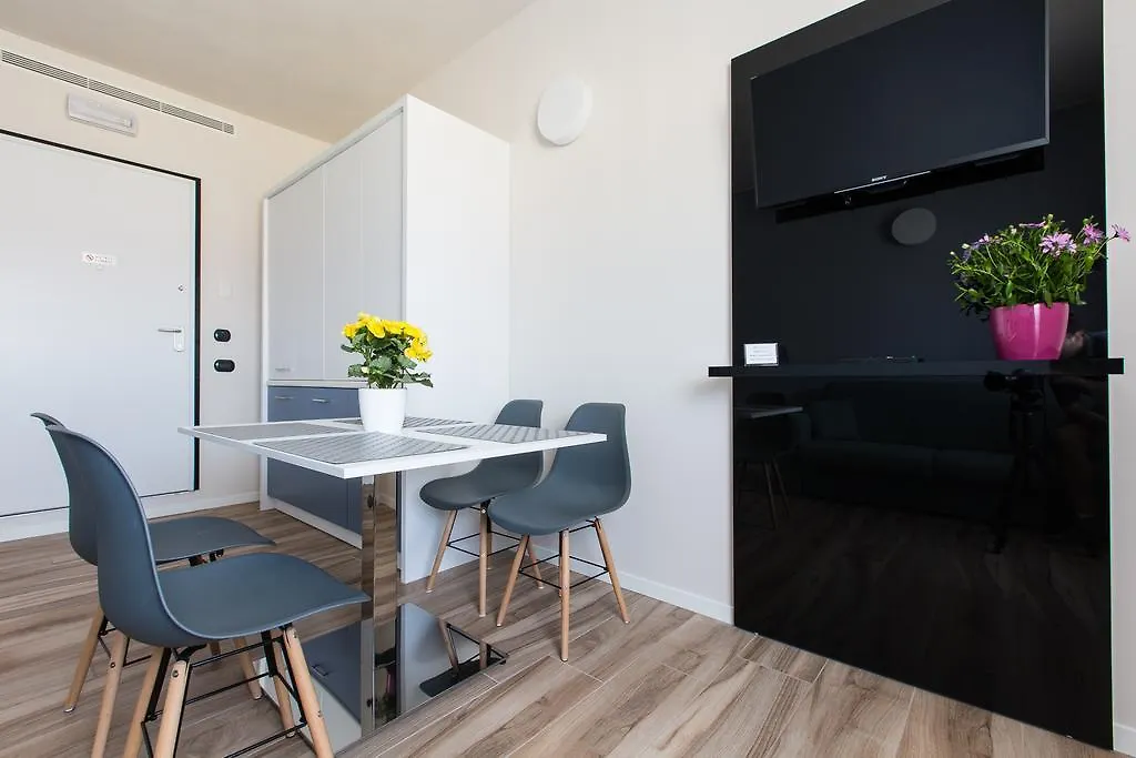 **  Aparthotel Isola Milan Italy