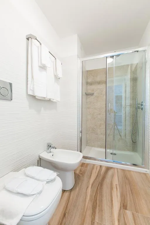 Aparthotel Isola Milan