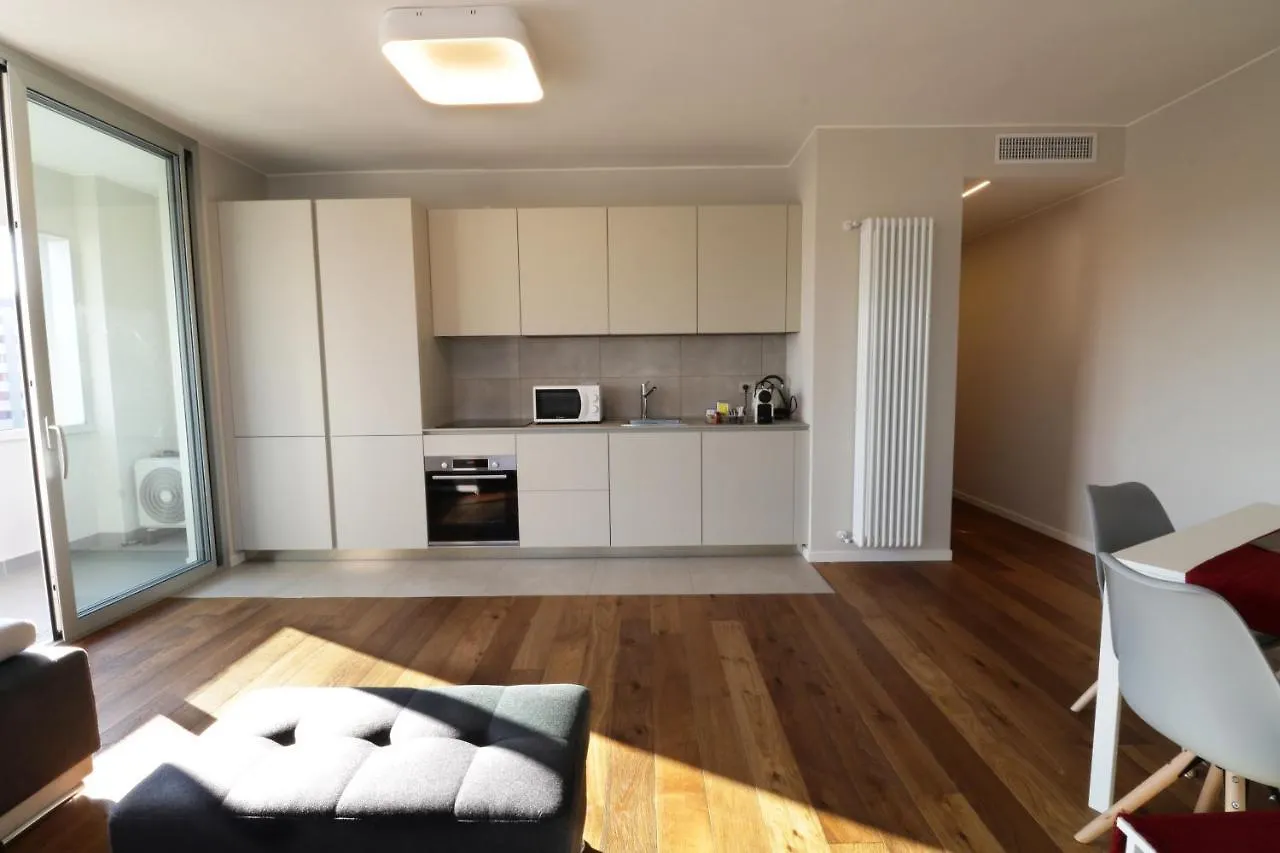 Aparthotel Isola Milan