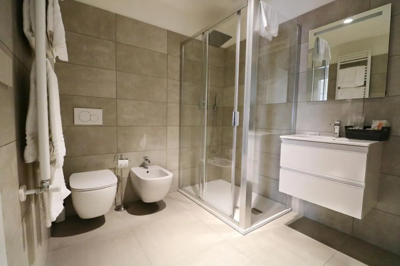Aparthotel Isola Milan