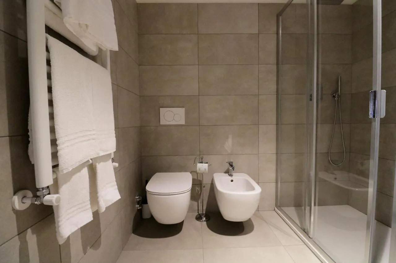 Aparthotel Isola Milan
