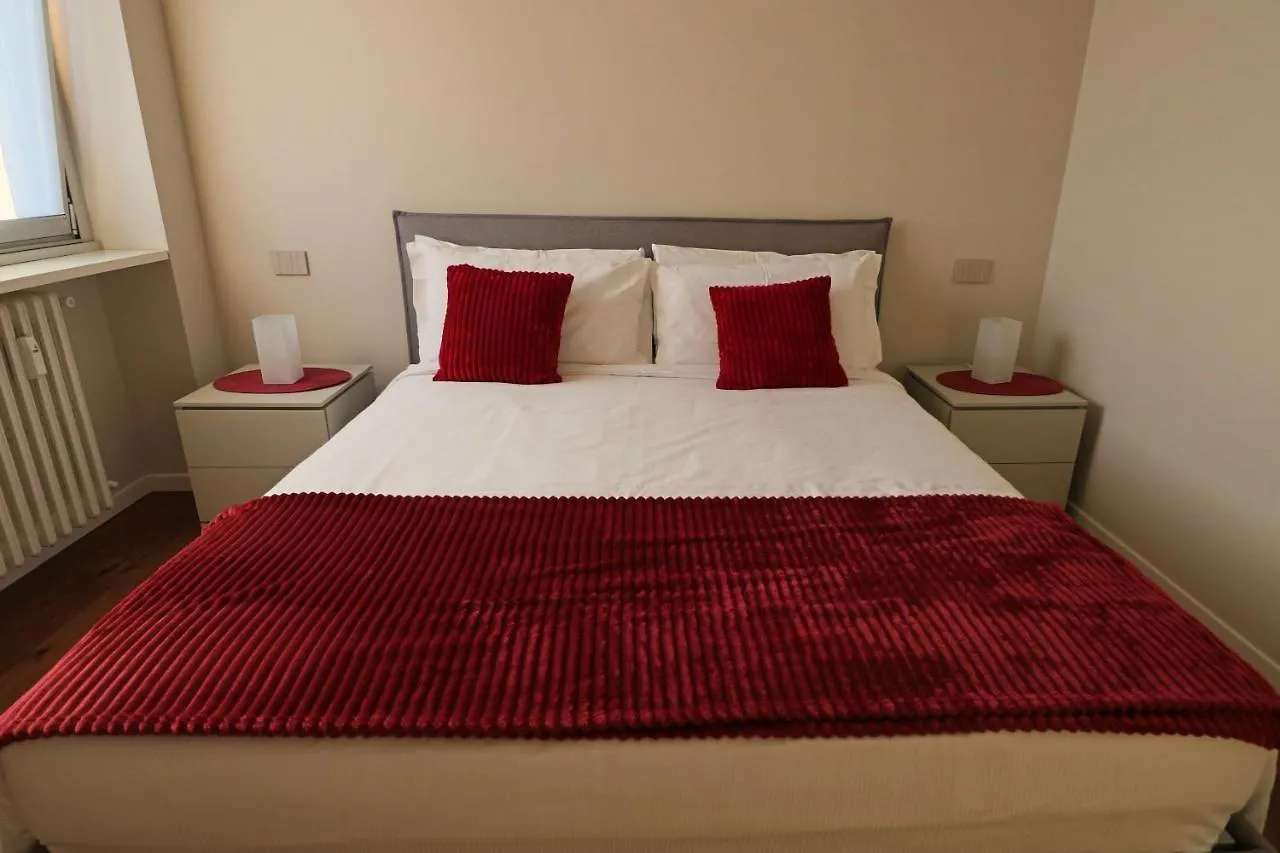 Aparthotel Isola Milan