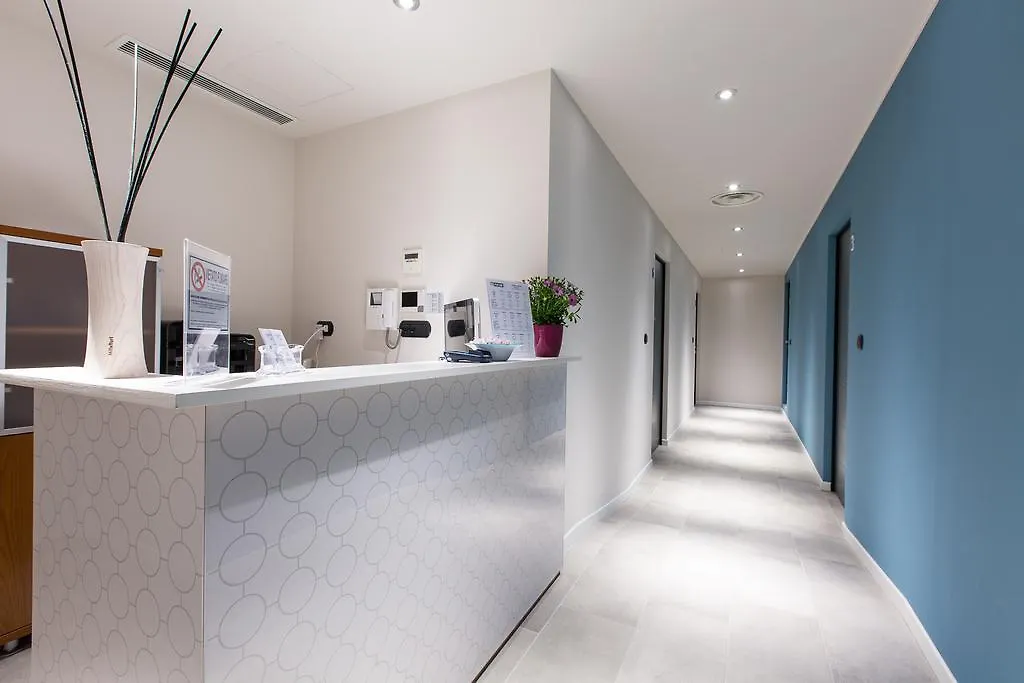 Aparthotel Isola Milan
