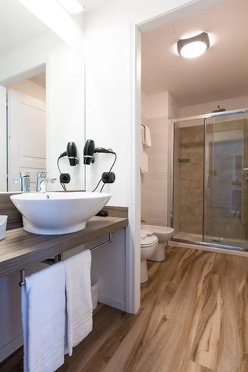 Aparthotel Isola Milan