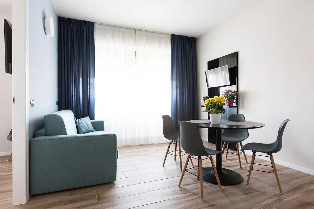 Aparthotel Isola Milan 2*,