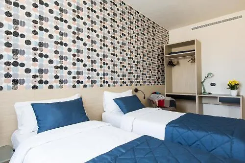 Aparthotel Isola Milan